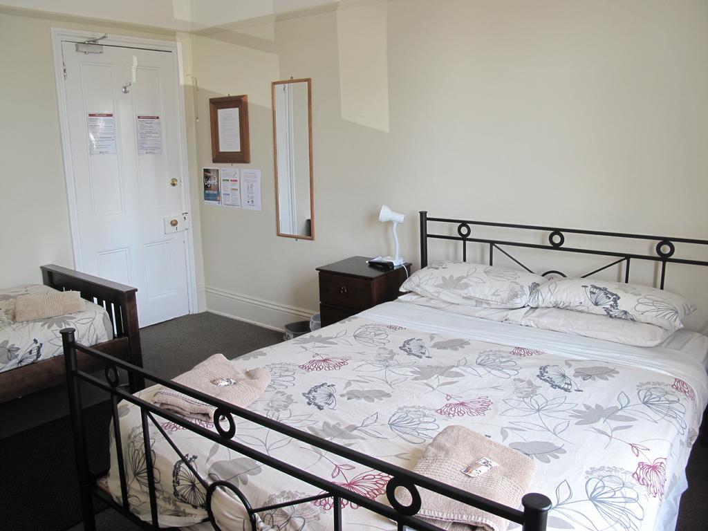 Dorset House Backpackers Vandrehjem Christchurch Eksteriør billede