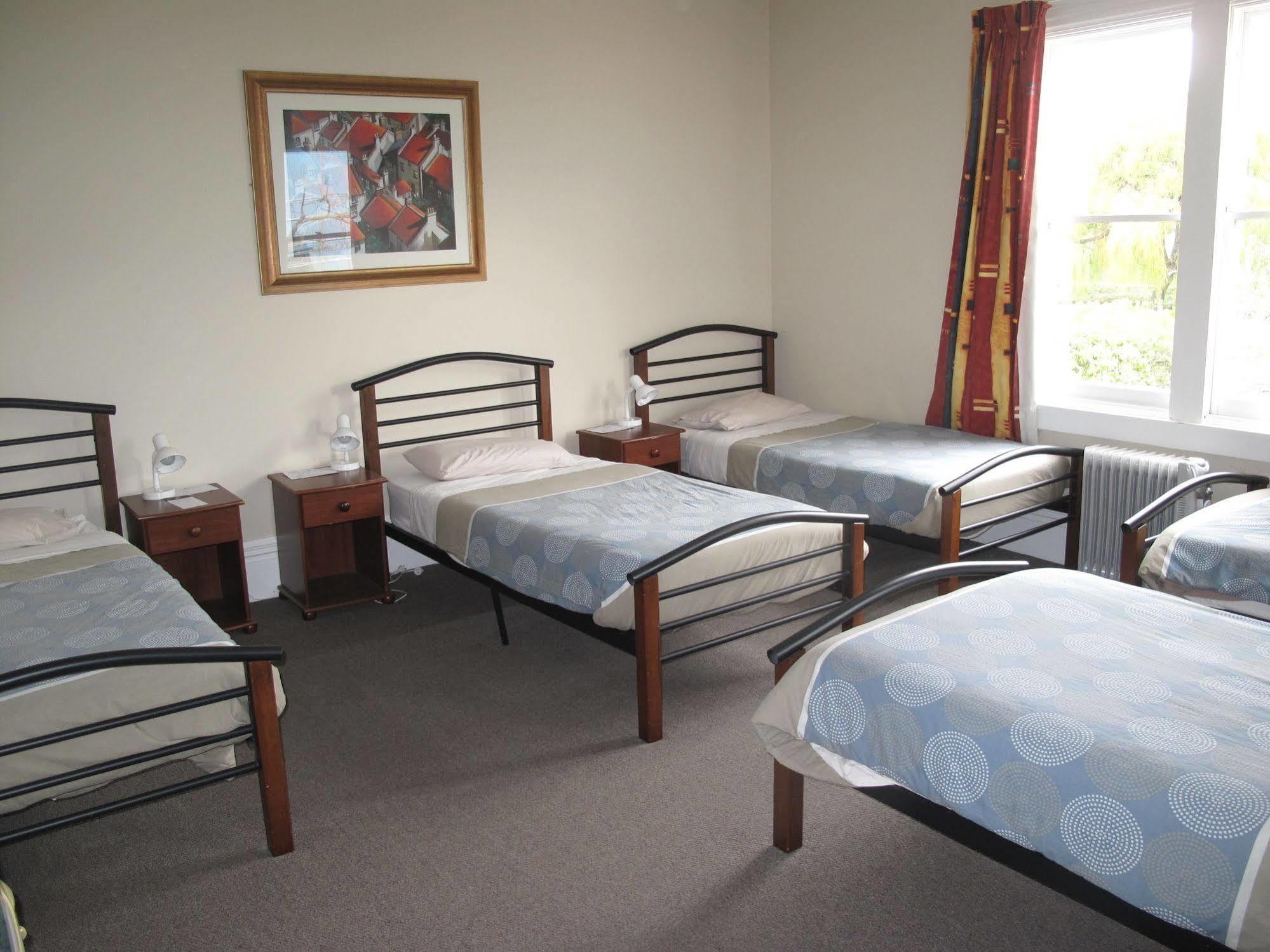 Dorset House Backpackers Vandrehjem Christchurch Eksteriør billede