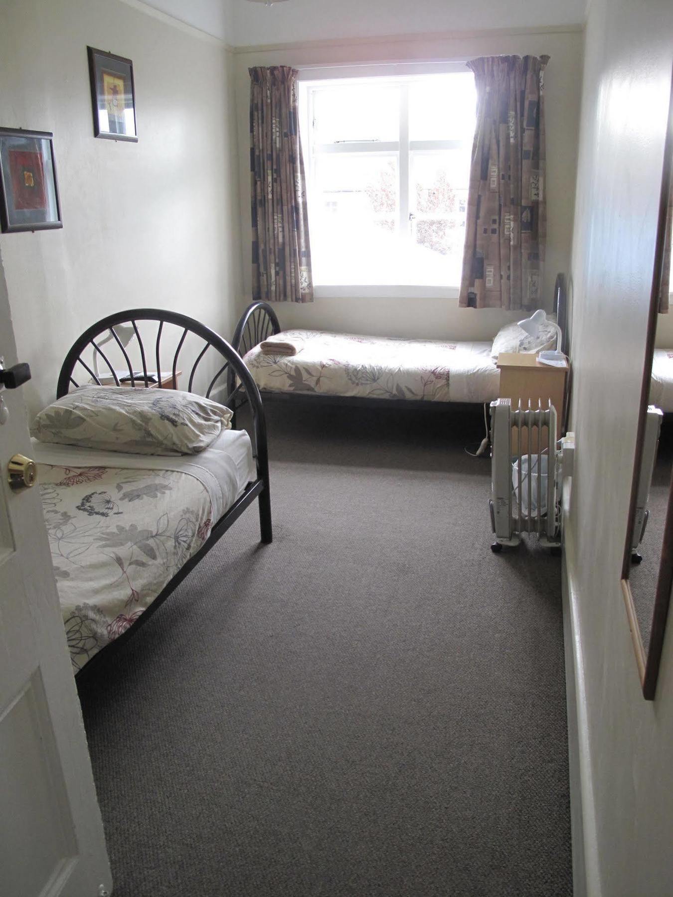 Dorset House Backpackers Vandrehjem Christchurch Eksteriør billede